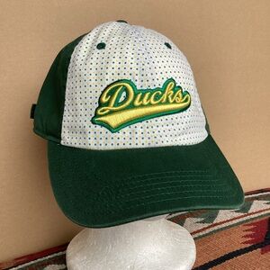Fan favorite Oregon ducks polka dot Adjustable Hat